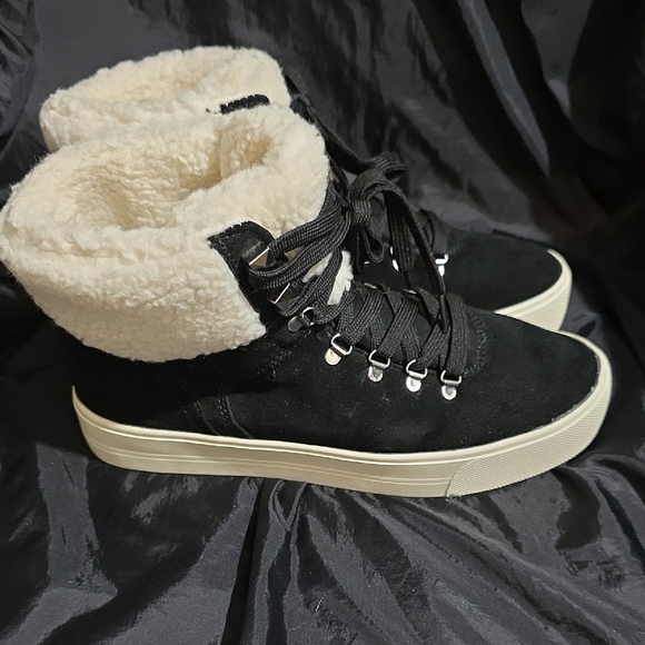 Marc Fisher Shoes - Marc Fisher Shearling Boots Size 8